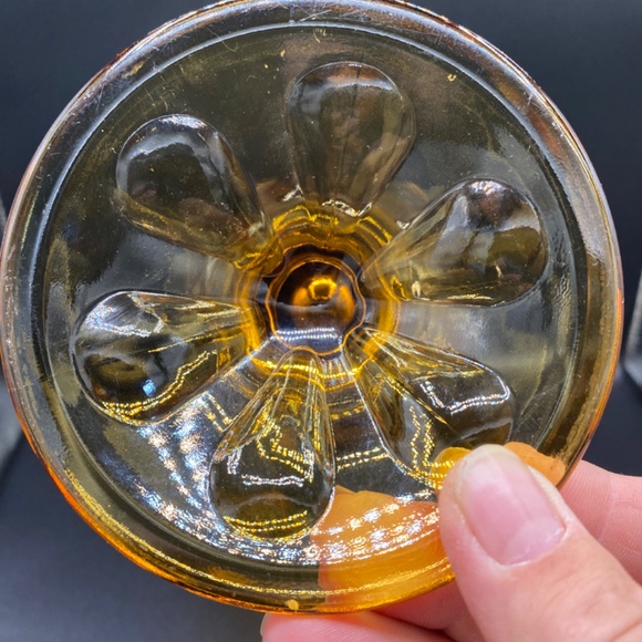 Viking Glass handkerchief vase, 6 point, molded foot, hand blown. MCM  VTG 1950s - Picture 6 of 6